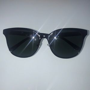 Tory Burch Sunglasses with case!